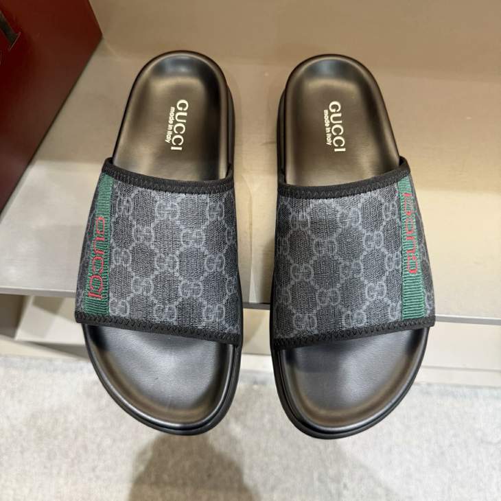 Picture of Gucci Slippers _SKUGuccisz38-45mnq02422374